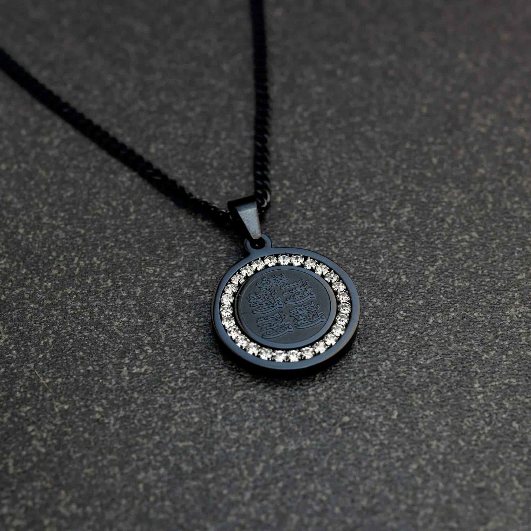 4 Qul Necklace - Image 4