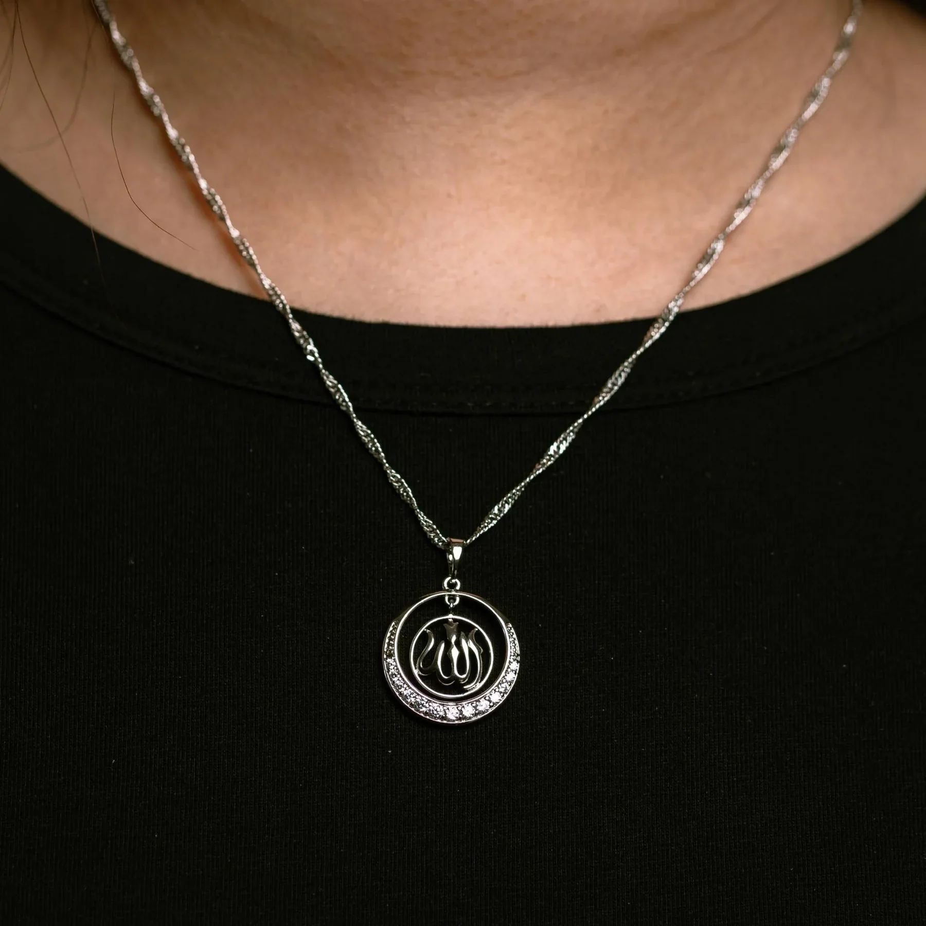 Allah Crystal Necklace - Image 6