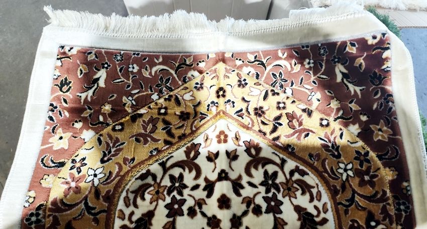Best Quality Prayer Rug - 1 Person Megane Prayer Rug - From Turkey - Image 2