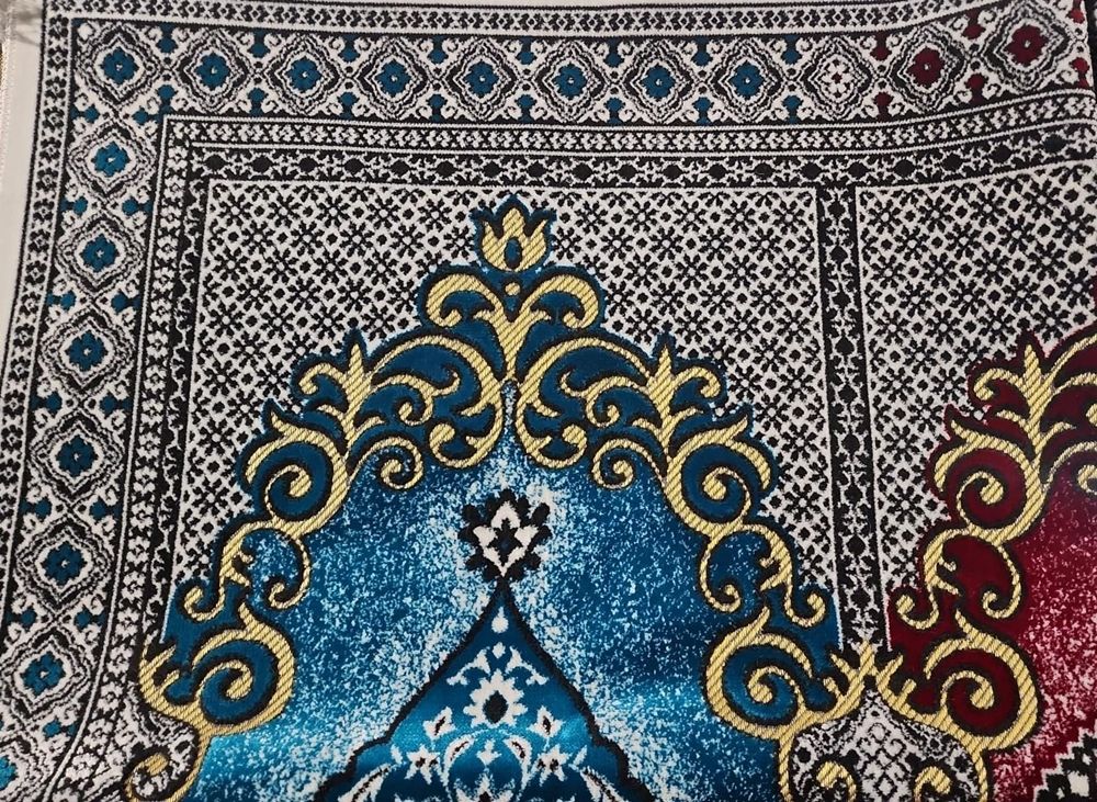 Best Quality Prayer Rug - 3 People Fancy Prayer Rug - From Turkey - Image 2