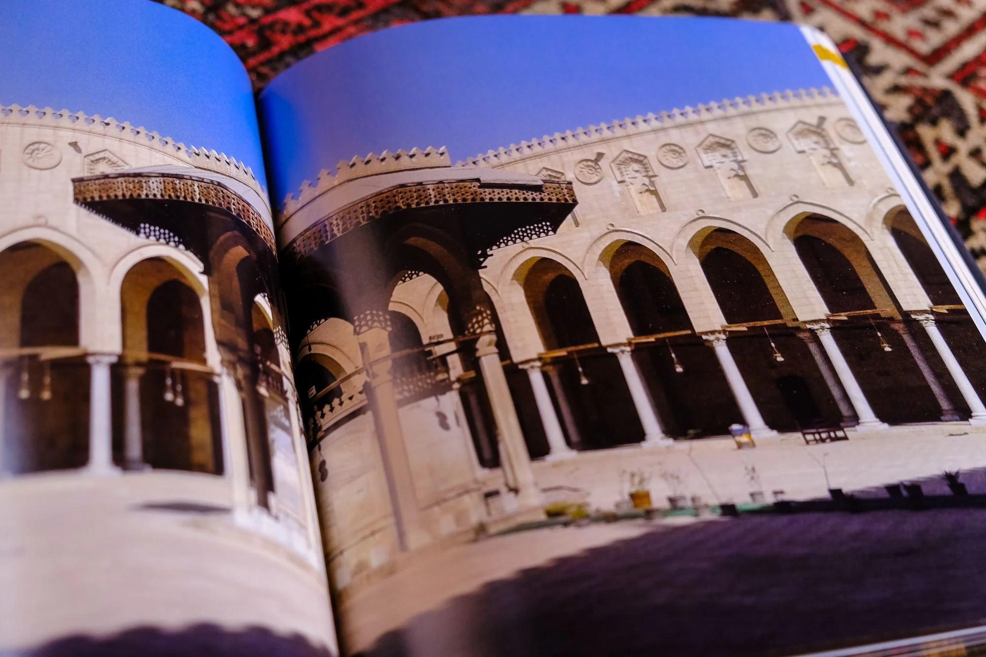 Spiritual Significance in Islamic Architecture - Image 4